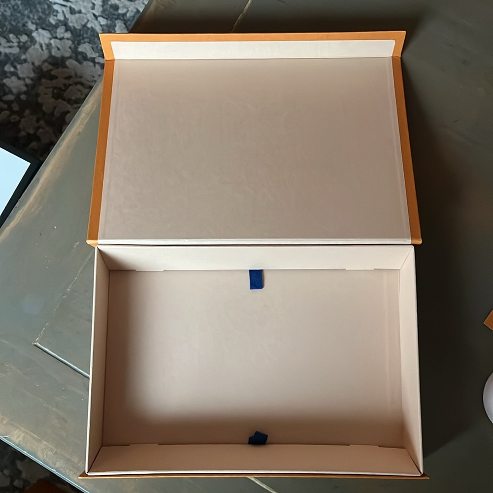 Louis Vuitton Box - Picture 6 of 6